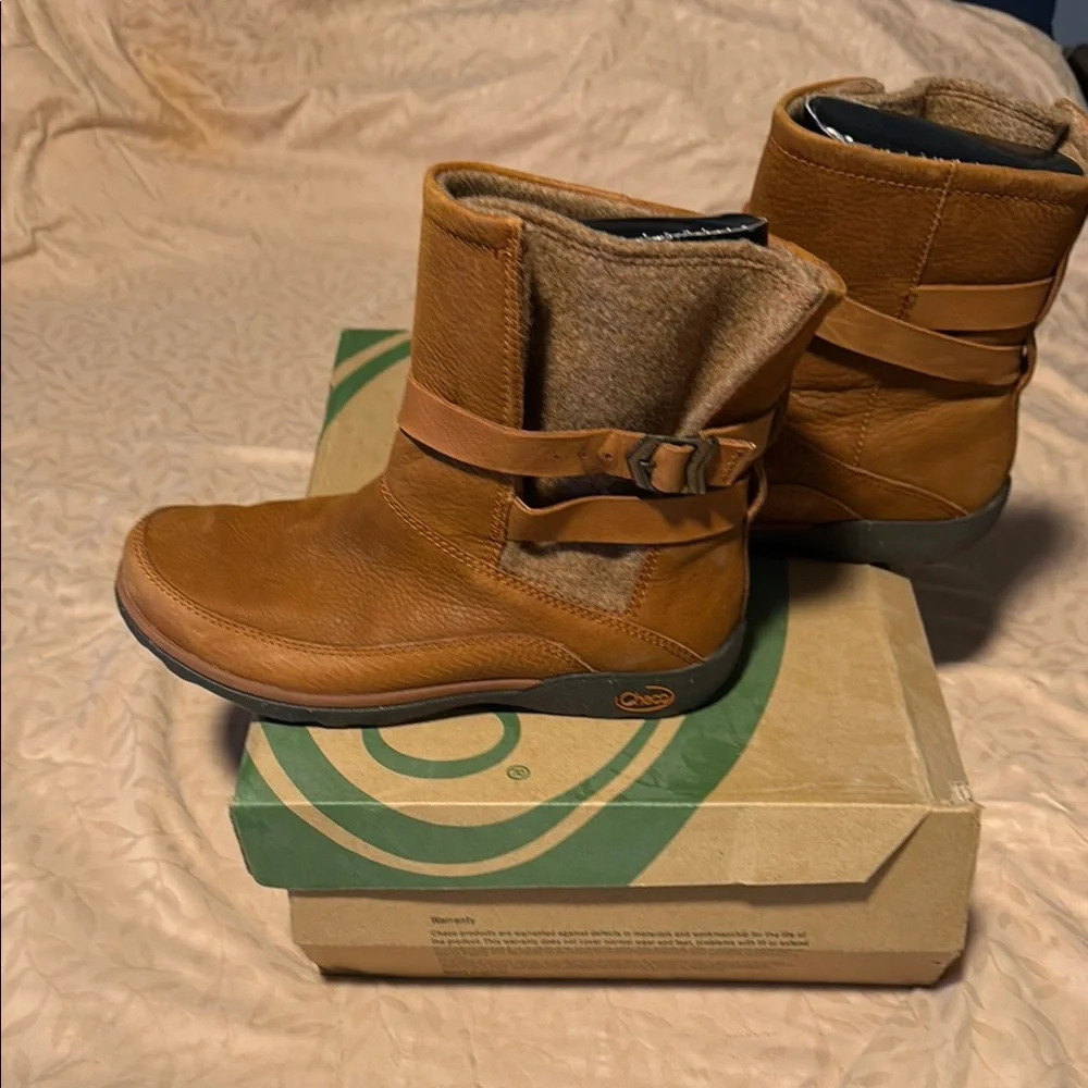 Women’s Chaco Brown Ankle Boots - Picture 4 of 8